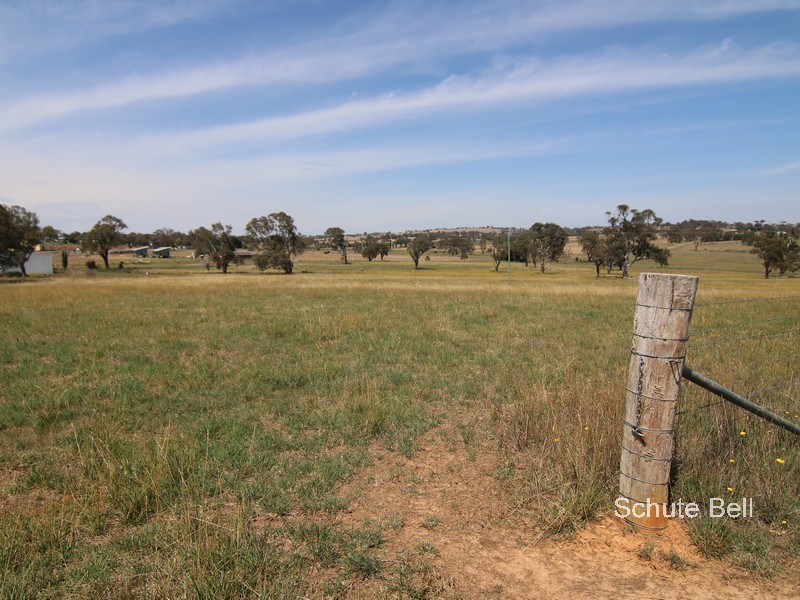 Real Estate For Sale 5.22 Ha . Gunning , NSW