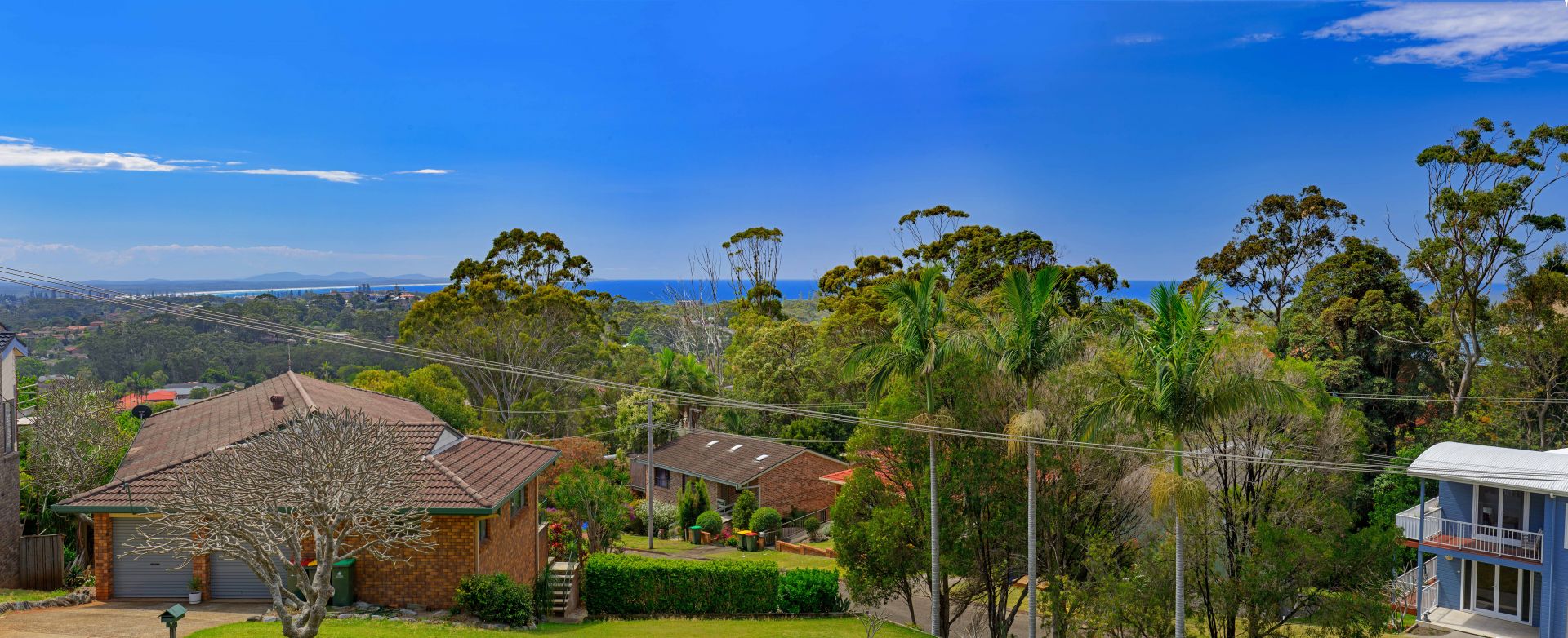 16 Astronomers Terrace Port Macquarie NSW, Port Macquarie - Thumbnail 2