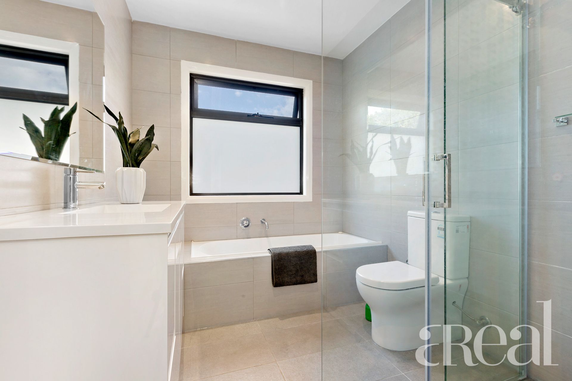 1/40 Maude Street, Box Hill North VIC