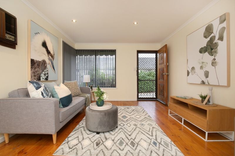 2/52 Barton Street, Reservoir