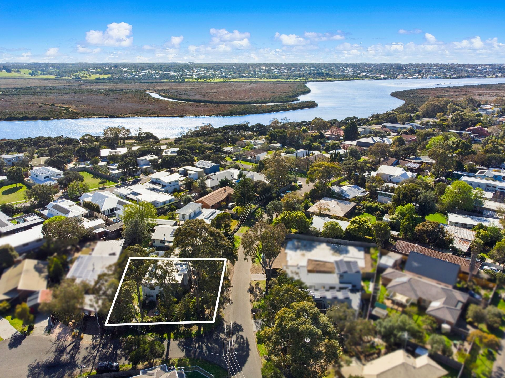 39 Wattlebird Crescent Barwon Heads VIC, Barwon Heads - Thumbnail 2