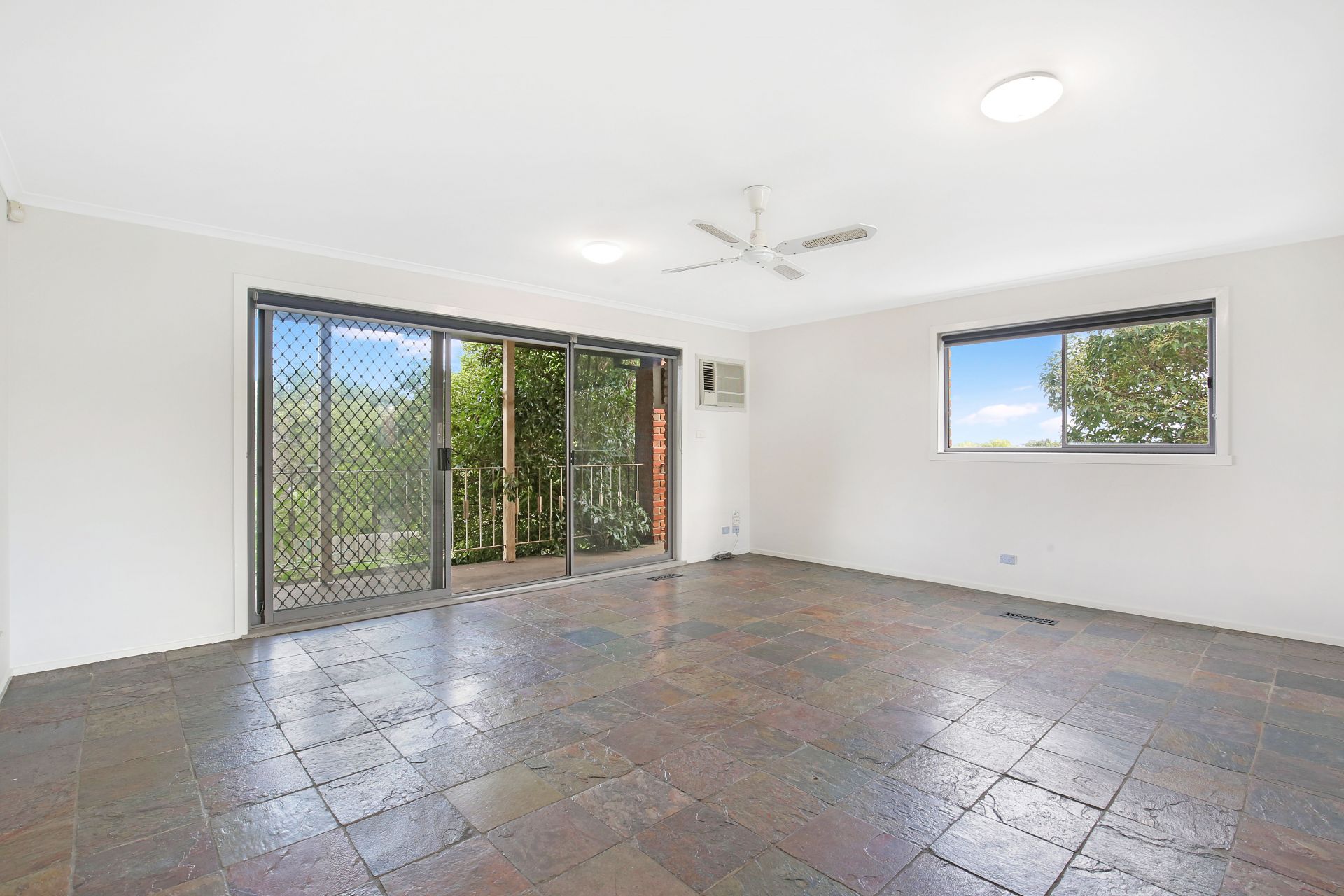 Hidden Gem in Fantastic Location ! Three bedrooms, work shop, double garage!