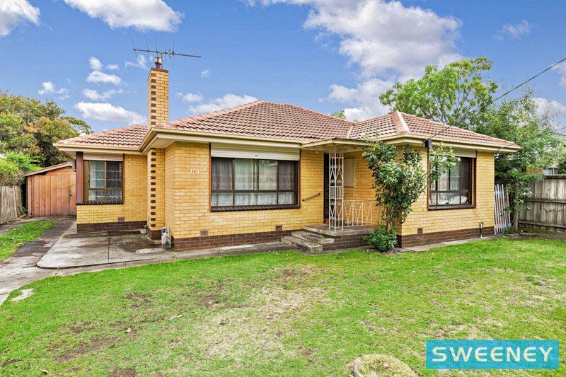 247 Civic Parade, Altona - Thumbnail 2