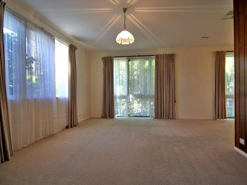 188 Namatjira Drive, Chapman - Thumbnail 2