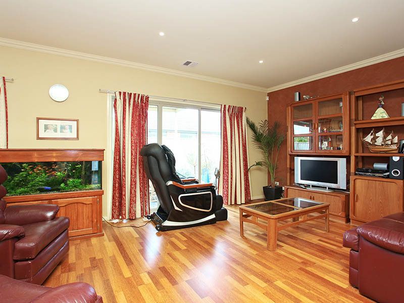 3 Hounslow Green, Caroline Springs - Thumbnail 4