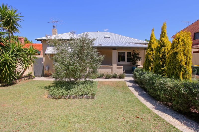 Real Estate For Sale 75 Comer Street Como , WA