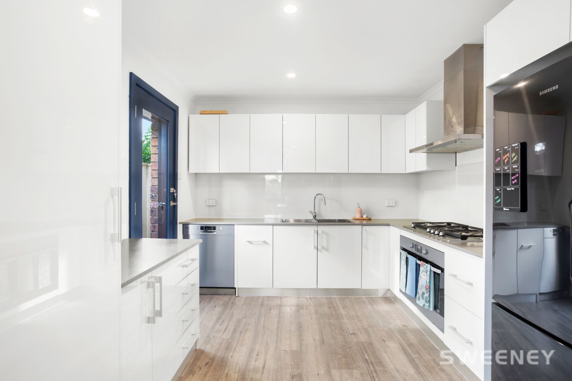 13 Rosebery Street, Altona Meadows - Thumbnail 3