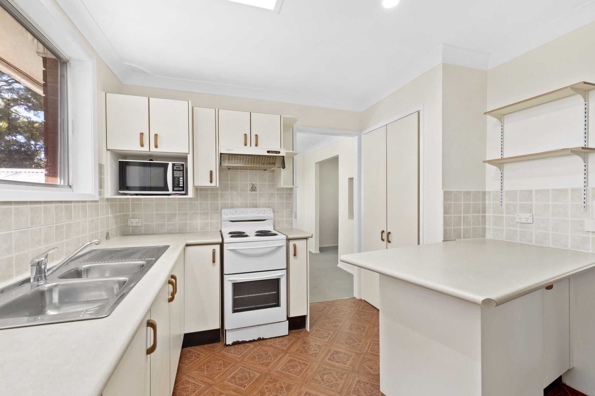 63 Wall Road, Gorokan - Thumbnail 5