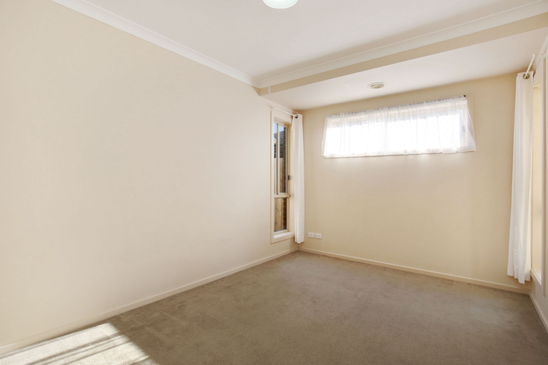 LOVE THE HOME & LOCATION   *Insp Wed 28th Jun @ 4:40pm & Sat 1st Jul @ 11:15am*
