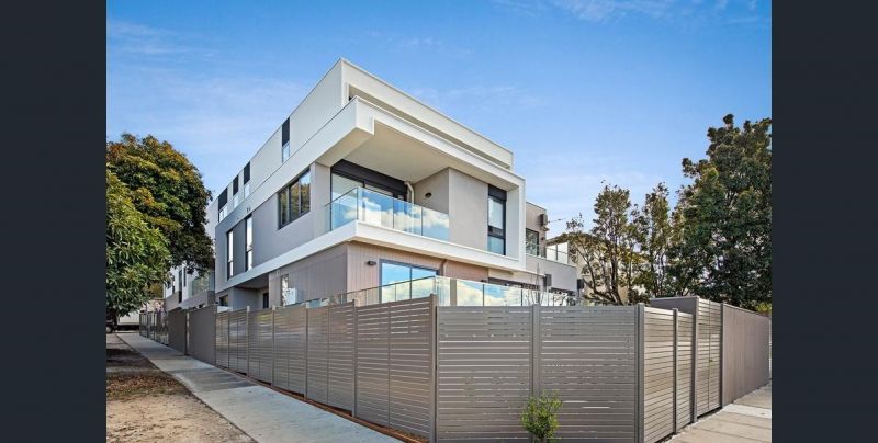 1/452 Hawthorn Road, Caulfield South - Thumbnail 2