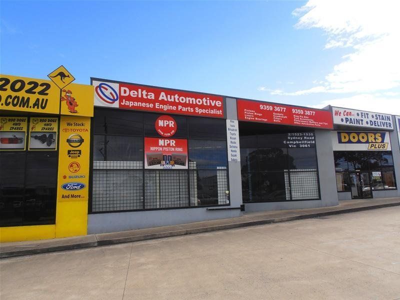 OFFICE/WAREHOUSE/SHOWROOM!!