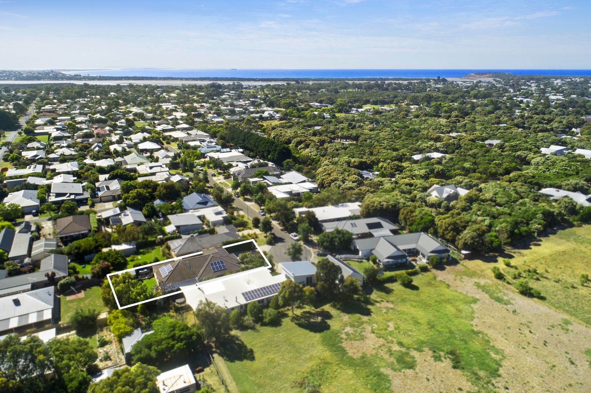 18 Furneaux Close Barwon Heads VIC, Barwon Heads - Thumbnail 4