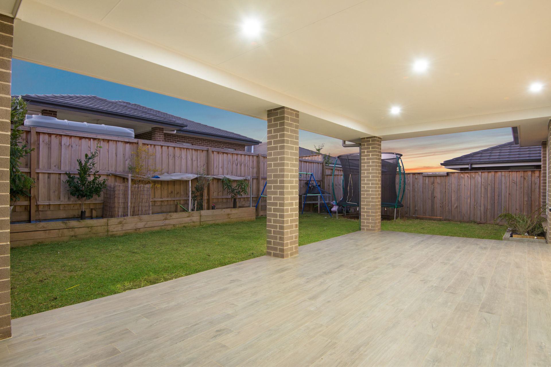 Colebee 41 Burringoa Crescent