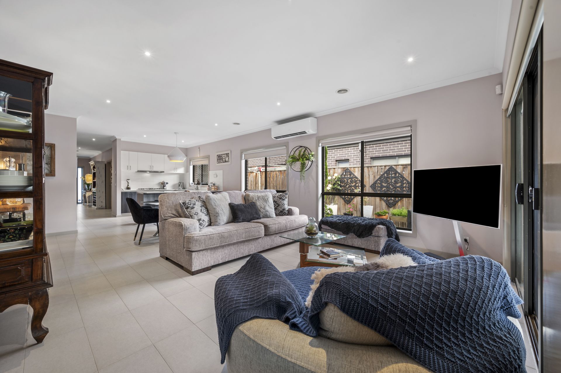 Real Estate For Sale 40 Mosaic Drive Lalor , VIC