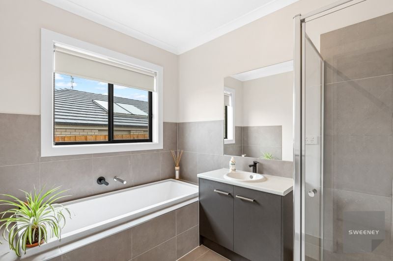 35 Rosehill Drive, Bacchus Marsh - Thumbnail 8