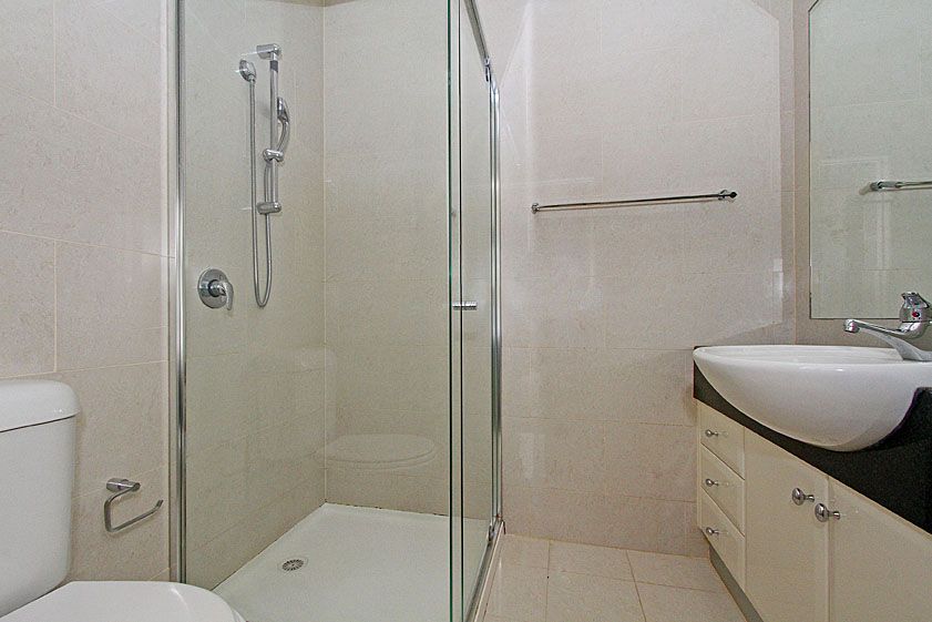 Quiet Location with Sweeping Parkland Views!