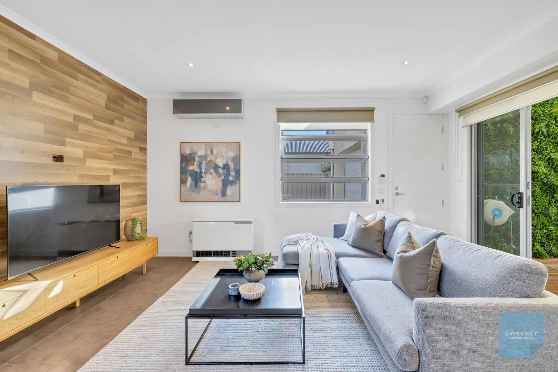 1 Drusilla Place, Caroline Springs - Thumbnail 3