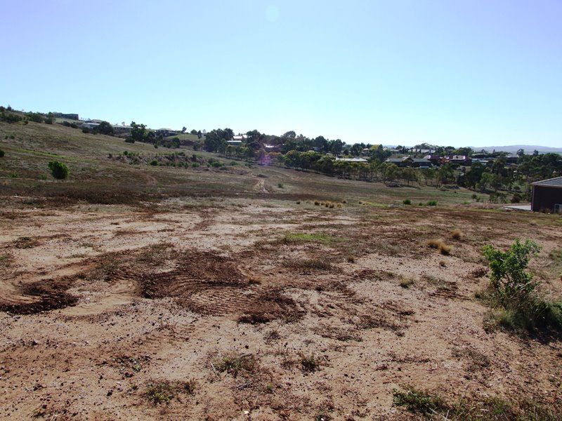 26 Currington Crescent, Bacchus Marsh - Thumbnail 2