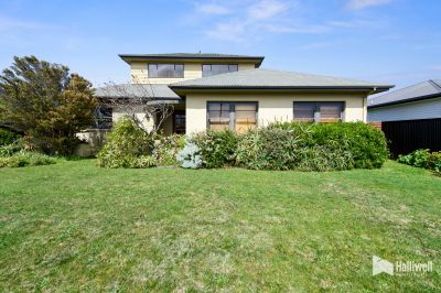 7
 
 
 
  
 
 
 3
 
 
 
  
 
 
 2
 
 
 
 
 
 
 
 35 Parker Street, Devonport TAS 7310, Devonport - Thumbnail 3