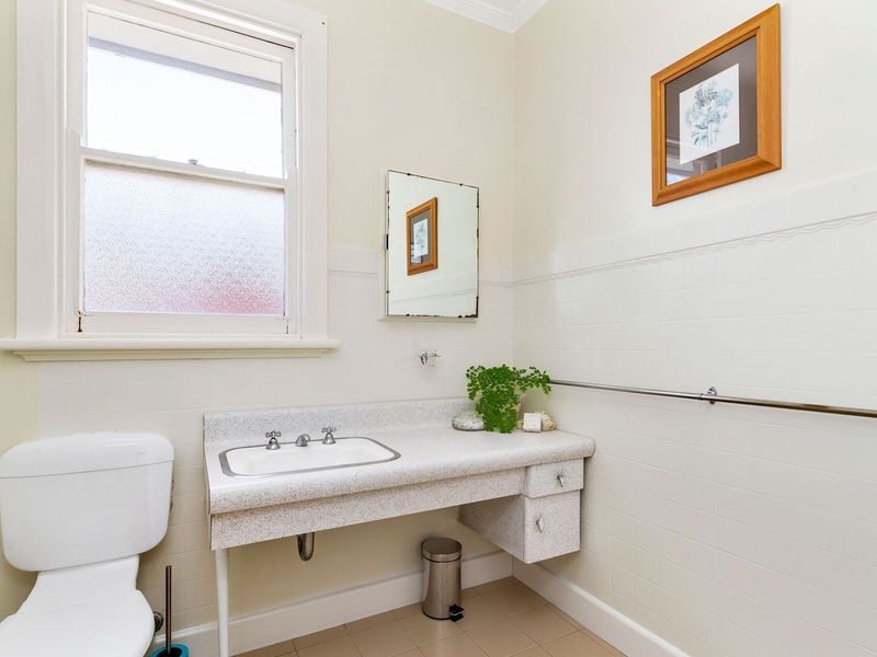 4 Montrose Avenue, Apollo Bay - Thumbnail 8
