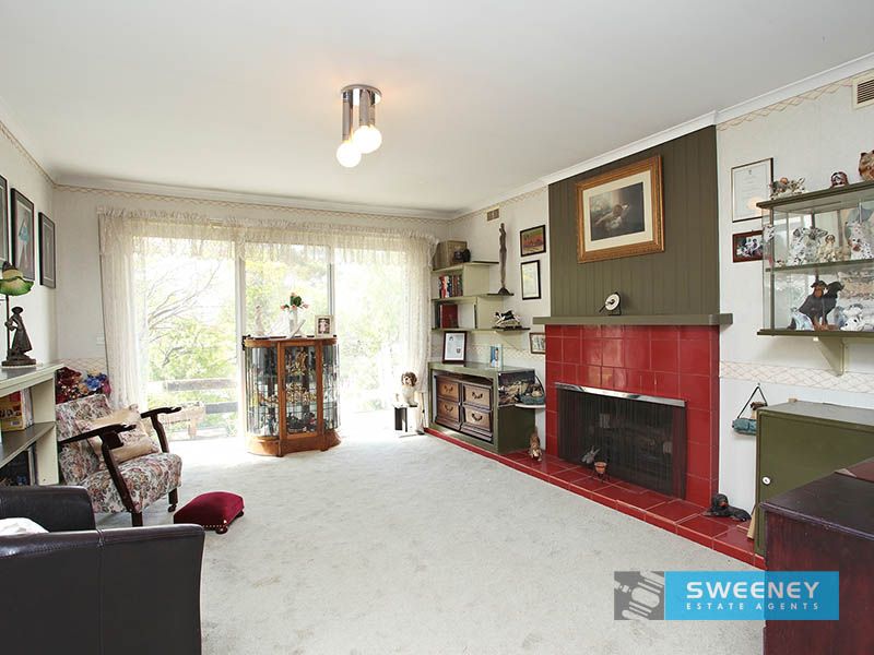 11 Weeroona Terrace, Altona Meadows - Thumbnail 3