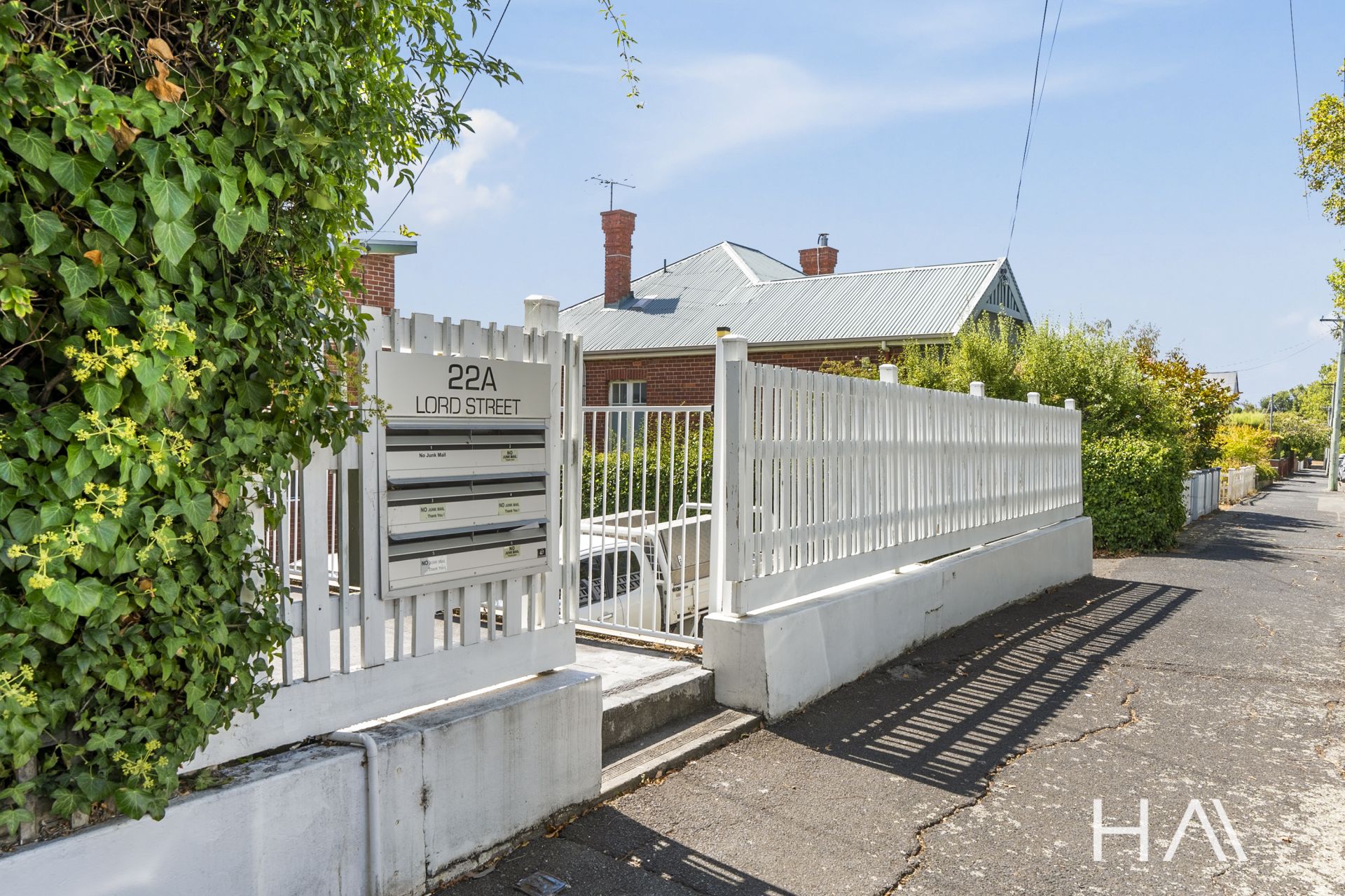 6/22a Lord Street Sandy Bay, Sandy Bay - Thumbnail 4