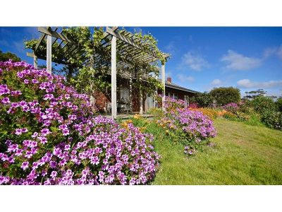 4
 
 
 
  
 
 
 2
 
 
 
  
 
 
 7
 
 
 
 
 
 
 
 201 Kelcey Tier Road, Spreyton TAS 7310, Spreyton - Thumbnail 3