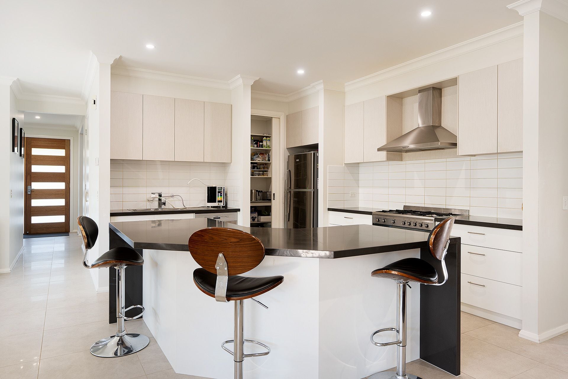 4 Grevillea Drive, McKenzie Hill - Thumbnail 6
