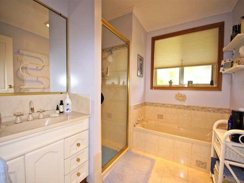 7 Meadow Sweet Close, HAWLEY BEACH, Hawley Beach - Thumbnail 8