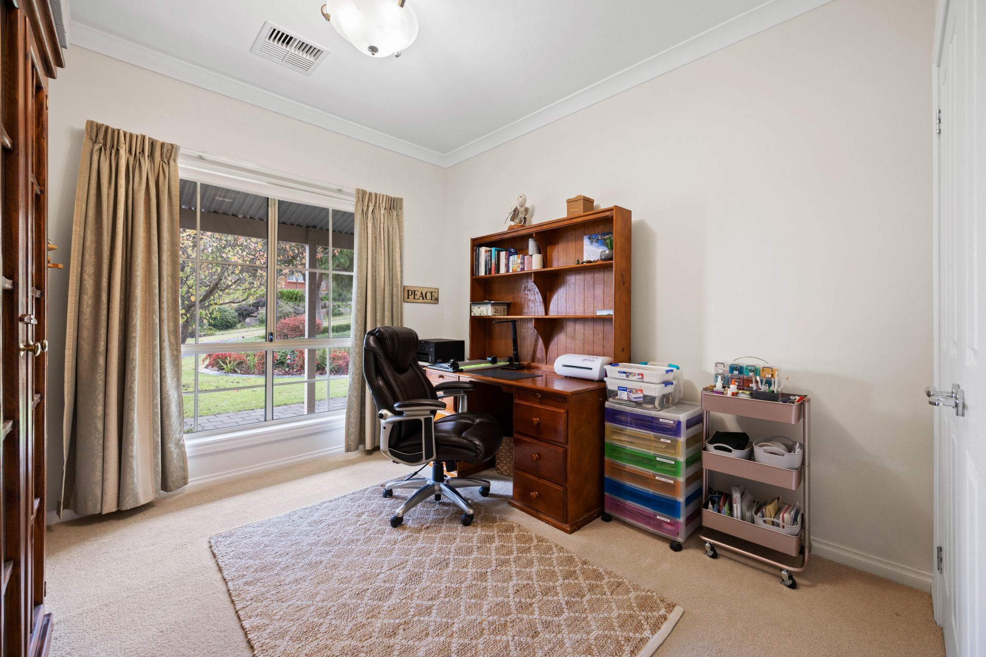 20 Hillcrest Court, Littlehampton Adcock Real Estate