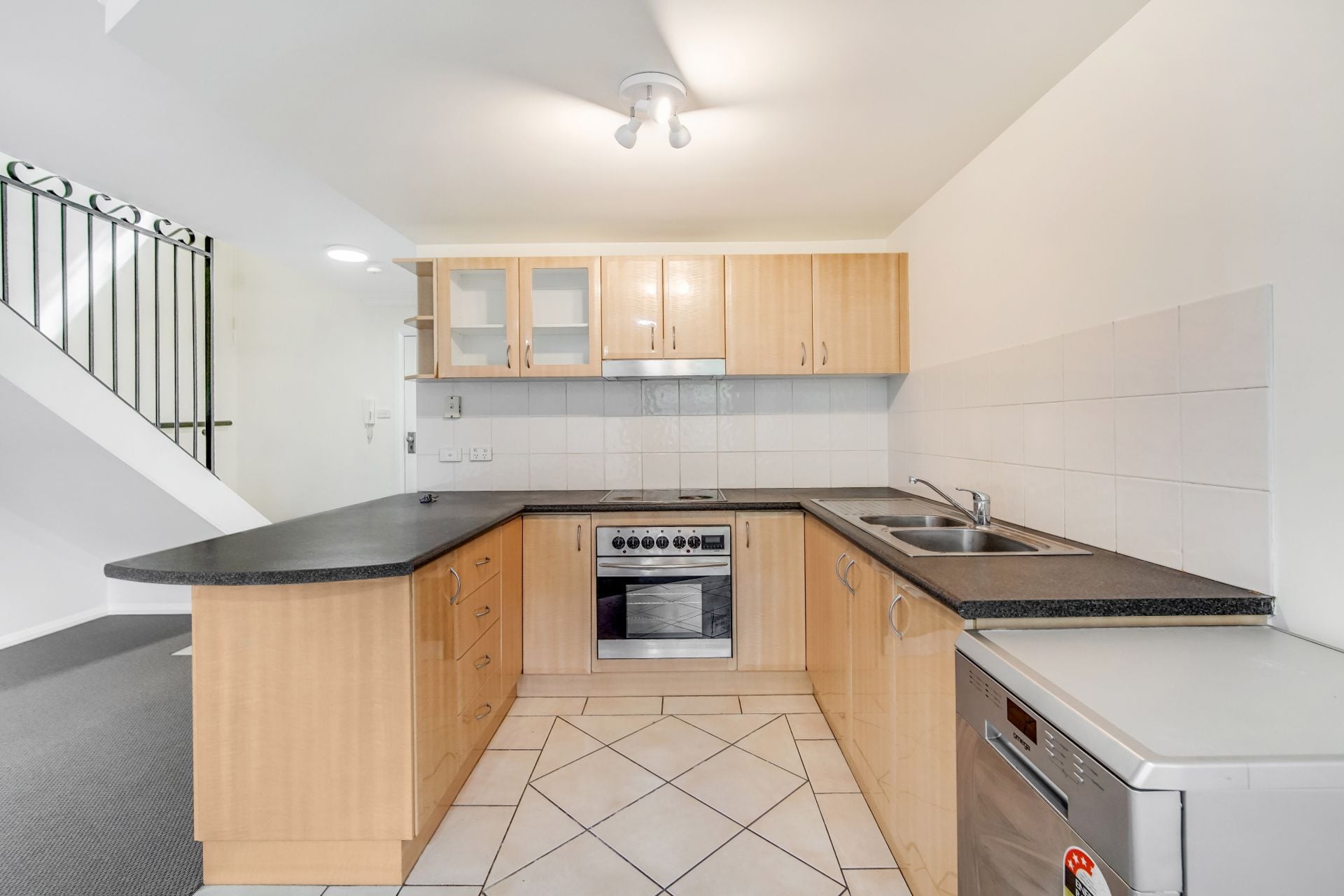 Real Estate For Sale 4/2 Loftus Street Wollongong , NSW