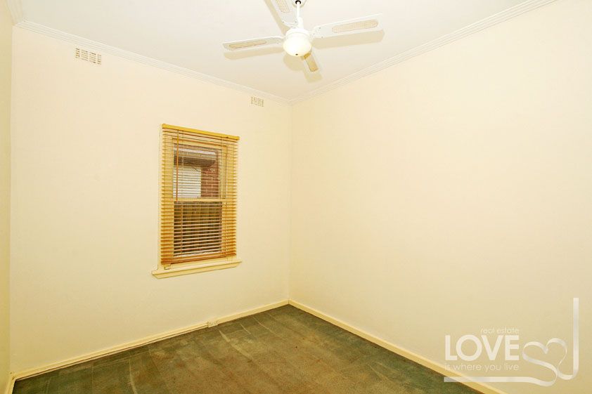 Charming Brunswick Family Home!