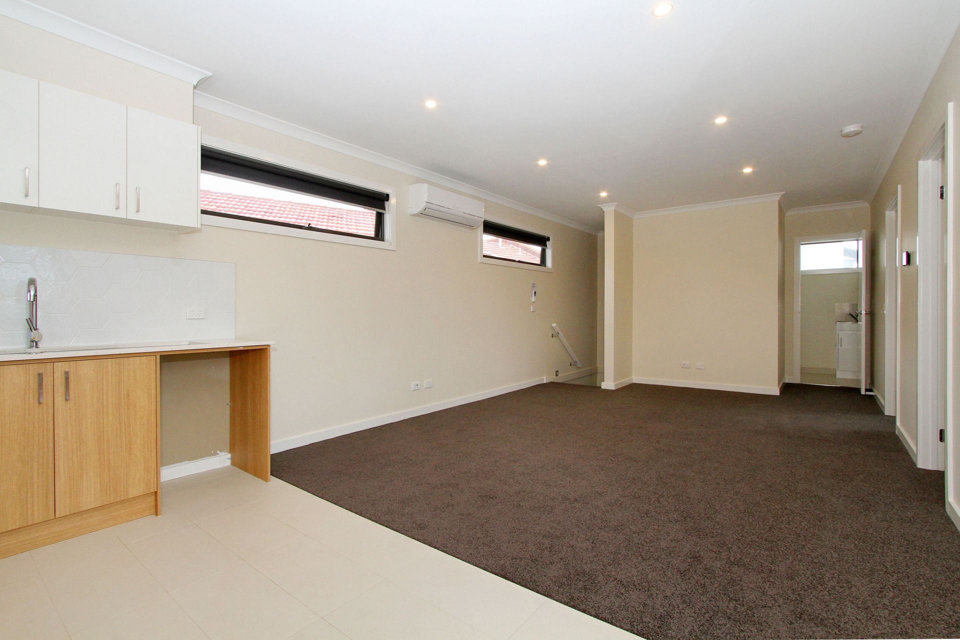 BRAND NEW - Perfect top floor apartment!