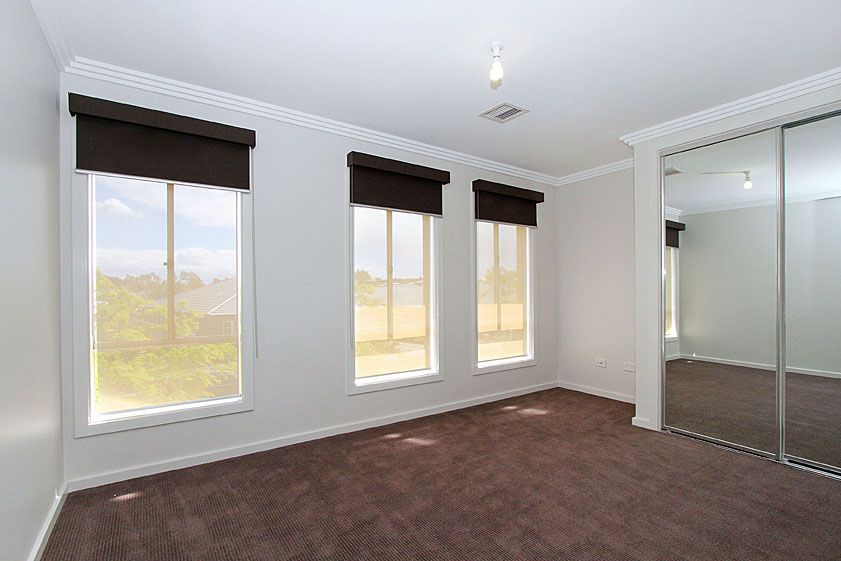 LOW MAINTENANCE FAMILY HOME