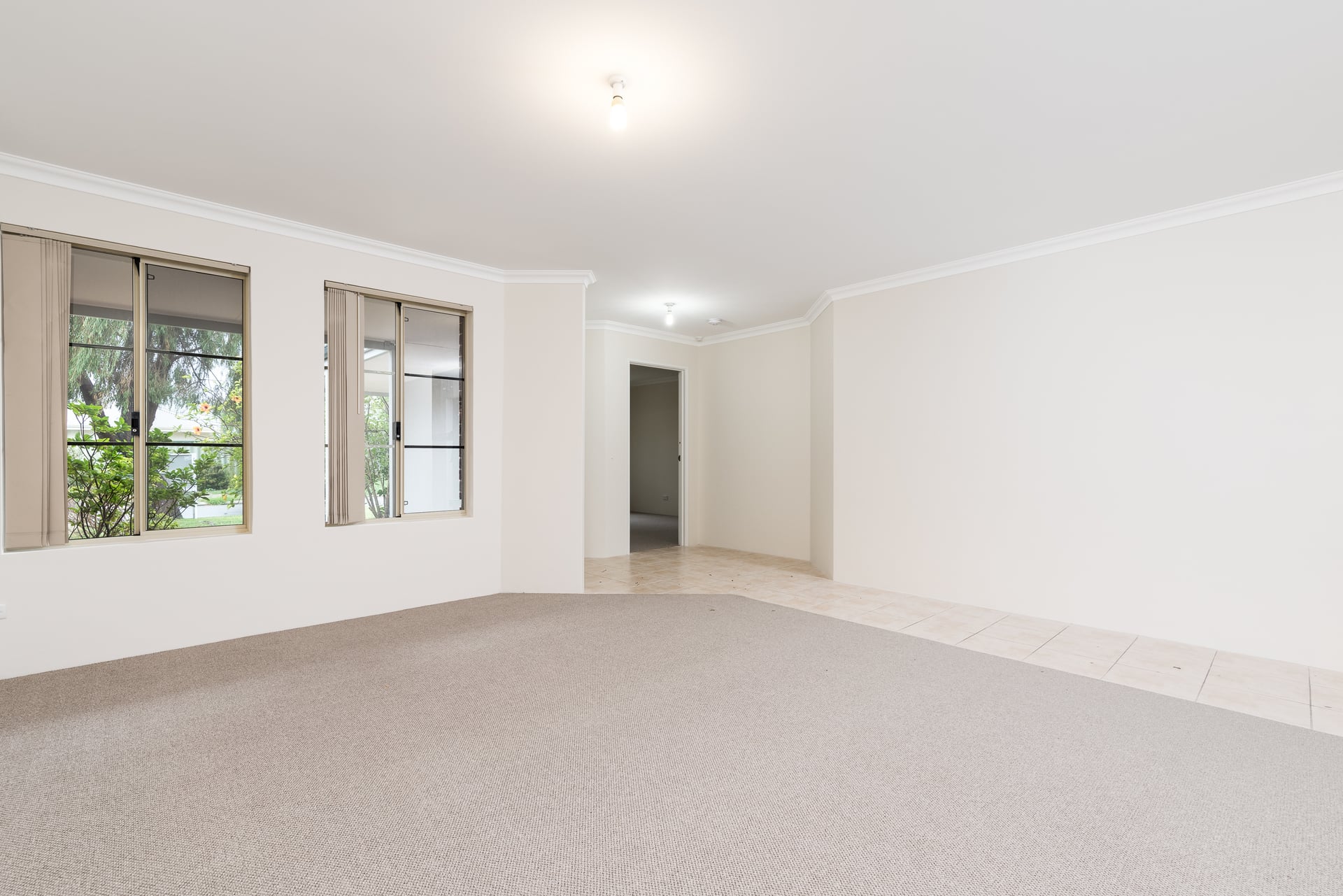 4 Burleigh way AUBIN GROVE WA, Aubin Grove - Thumbnail 5