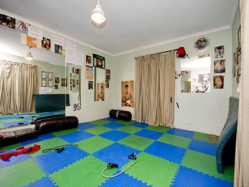 41 Flinders Drive Valley View 5093