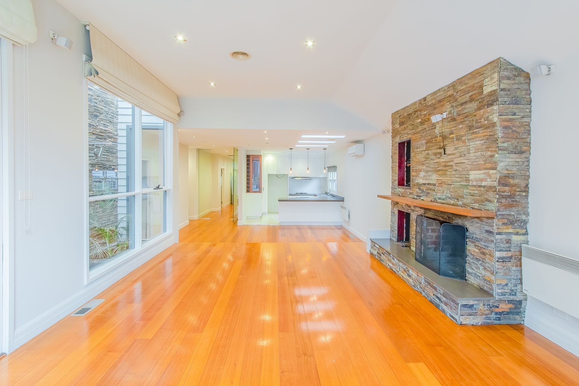 **Amazing home in Prime Location ** PRIVATE APPOINTMENTS ARE WELCOME AS HOME IS TENANTED UNTIL MID MAY 2020