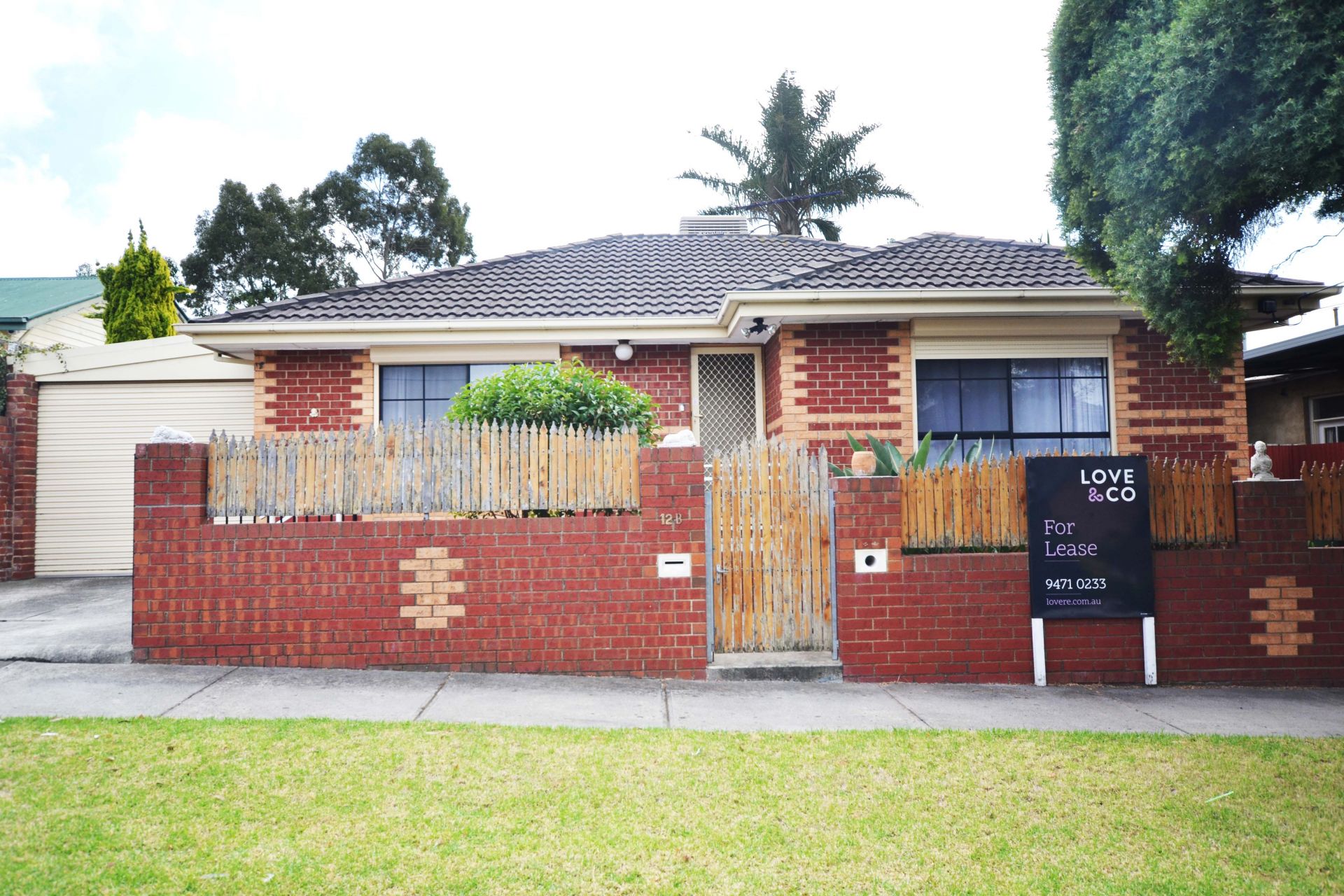 TWO BEDROOM, INDEPENDENT, AND IN GREAT LOCATION