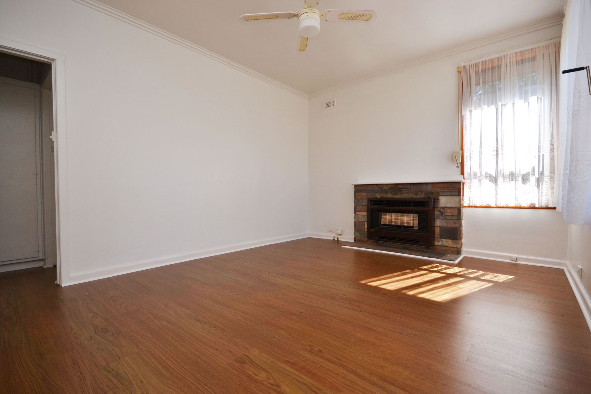 WELL PRESENTED & IN AN IDEAL LOCATION