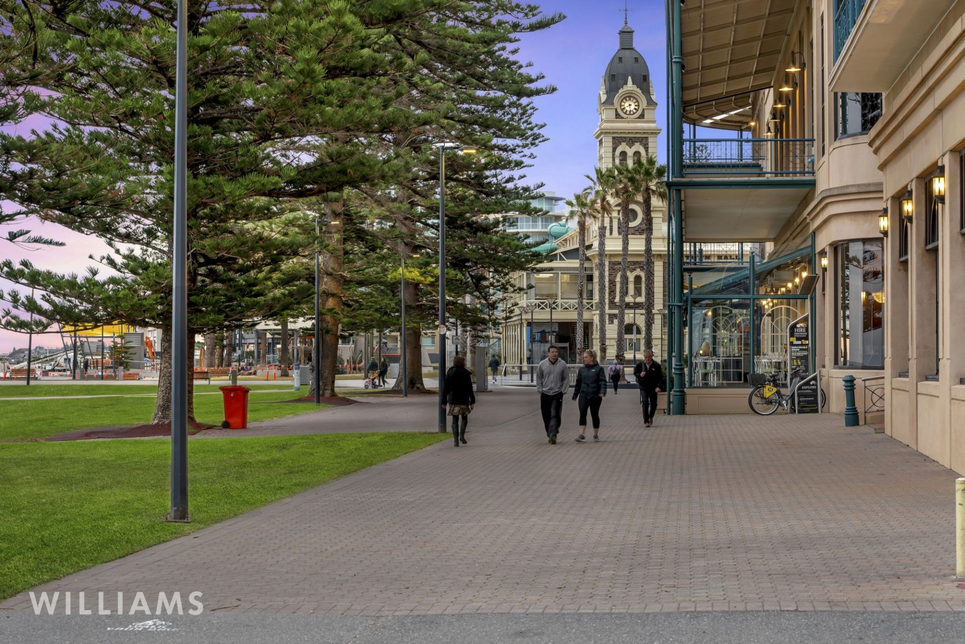 4/24 South Esplanade, Glenelg Williams Real Estate