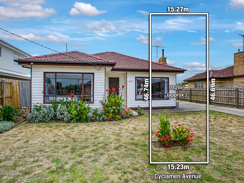 32 Cyclamen Avenue, Altona North - Thumbnail 2