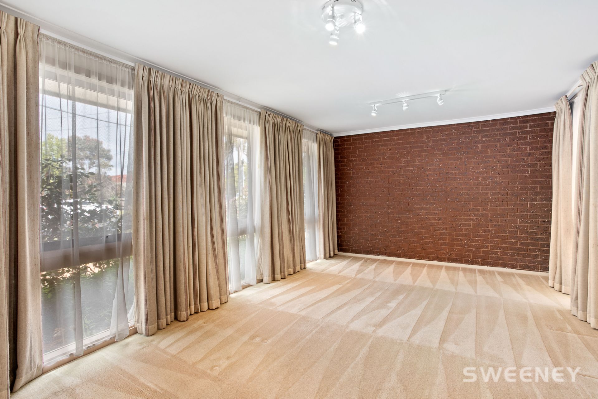 54 Spring Drive, Hoppers Crossing - Thumbnail 5