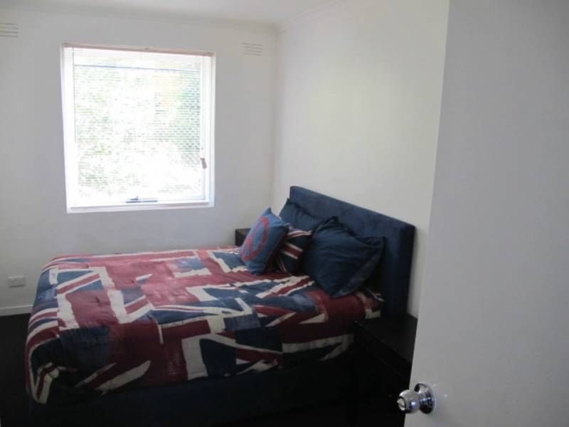 2/13 Ormond Road, West Footscray - Thumbnail 6