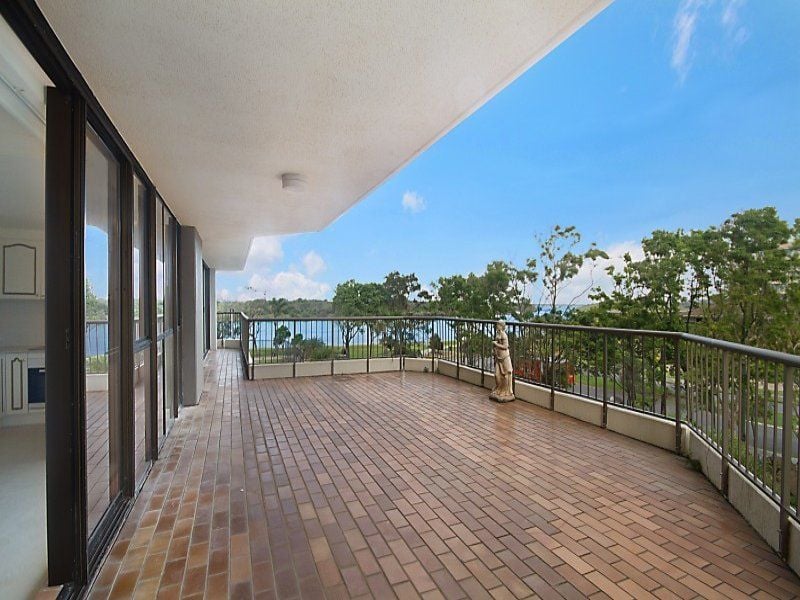 404/53 Bay Street 'Seascape' TWEED HEADS NSW, 'Seascape' Tweed Heads - Thumbnail 2