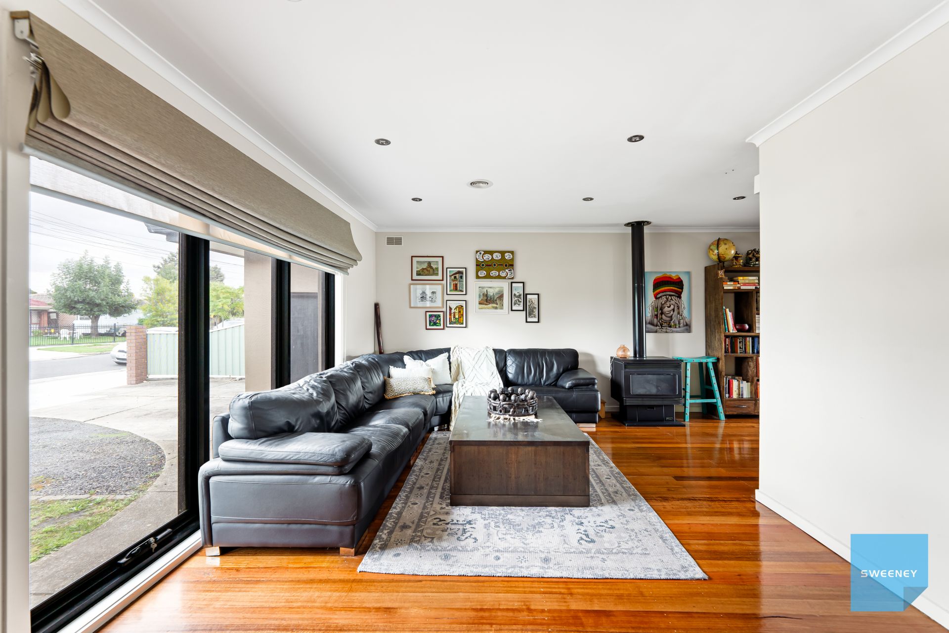 10 Chester Crescent, Deer Park - Thumbnail 3