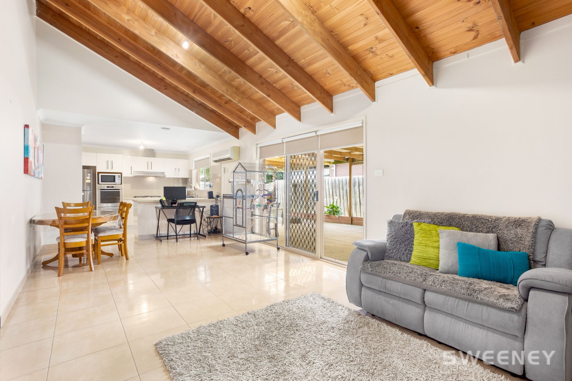34 Oakdene Grove South, Altona Meadows - Thumbnail 8