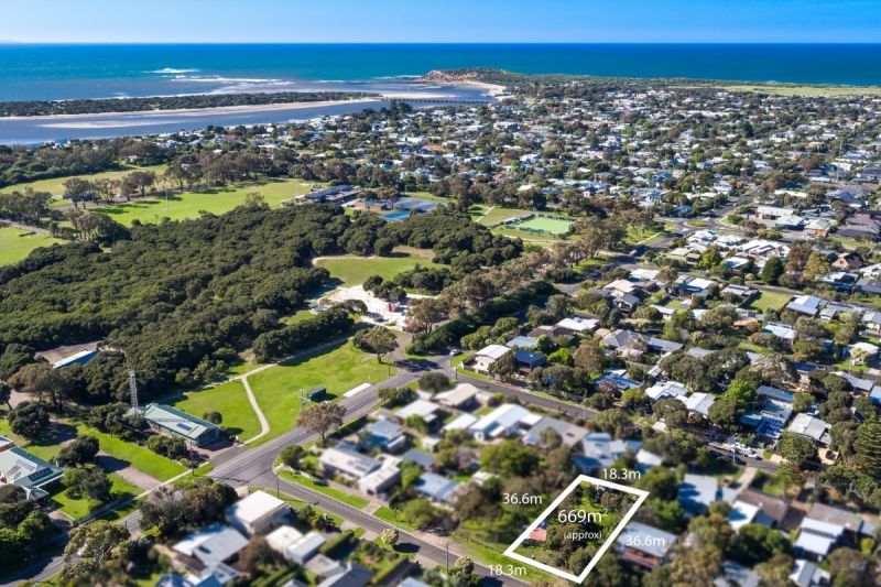 3 & 5 Saratoga Avenue Barwon Heads VIC, Barwon Heads - Thumbnail 4