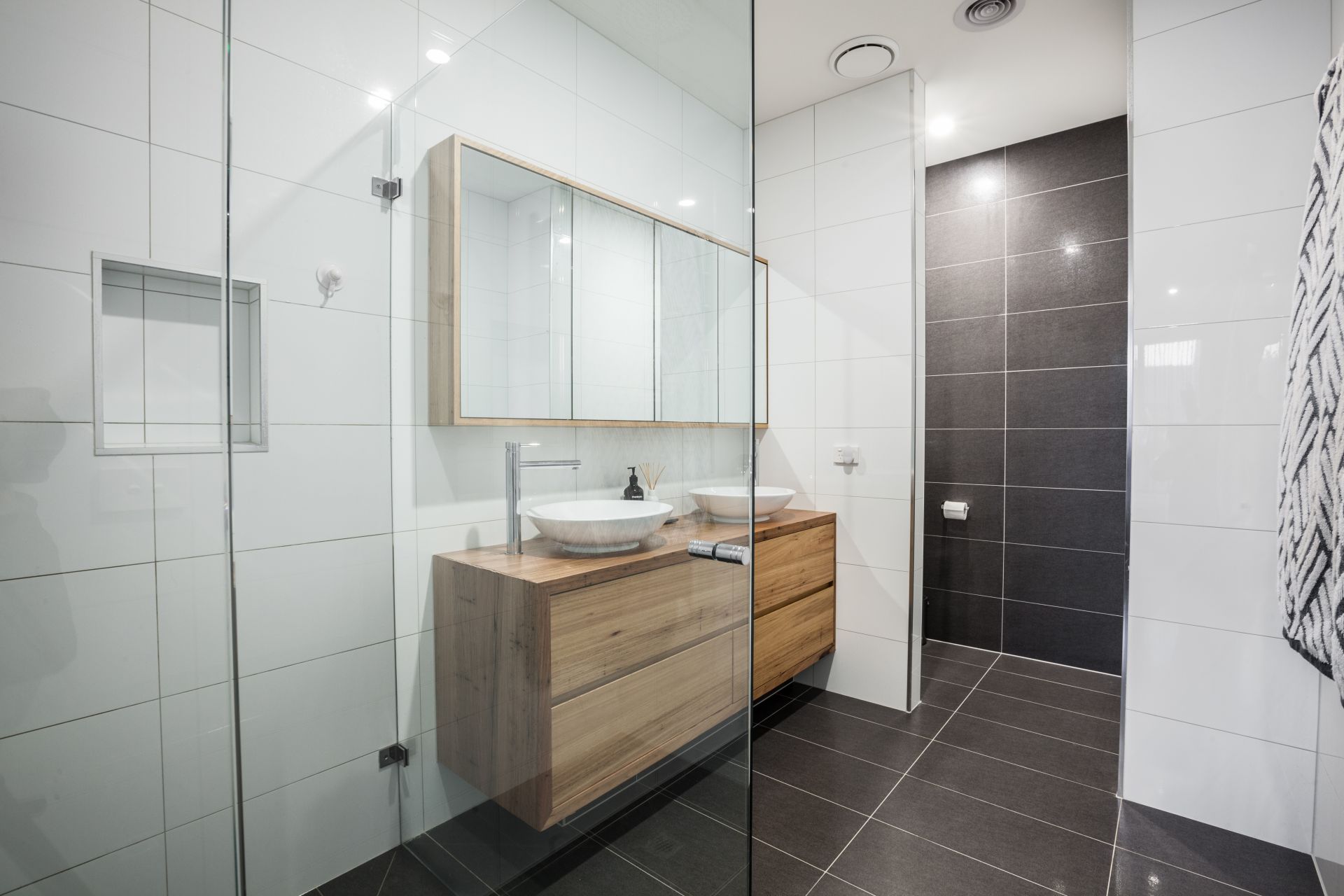3A Sussex Street, Seaholme - Thumbnail 8
