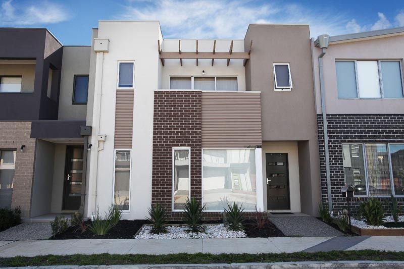 36 Boathouse Drive, Caroline Springs - Thumbnail 2