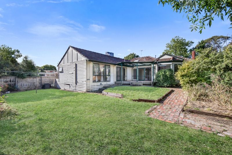36 Ashted Road Box Hill VIC, Box Hill - Thumbnail 3